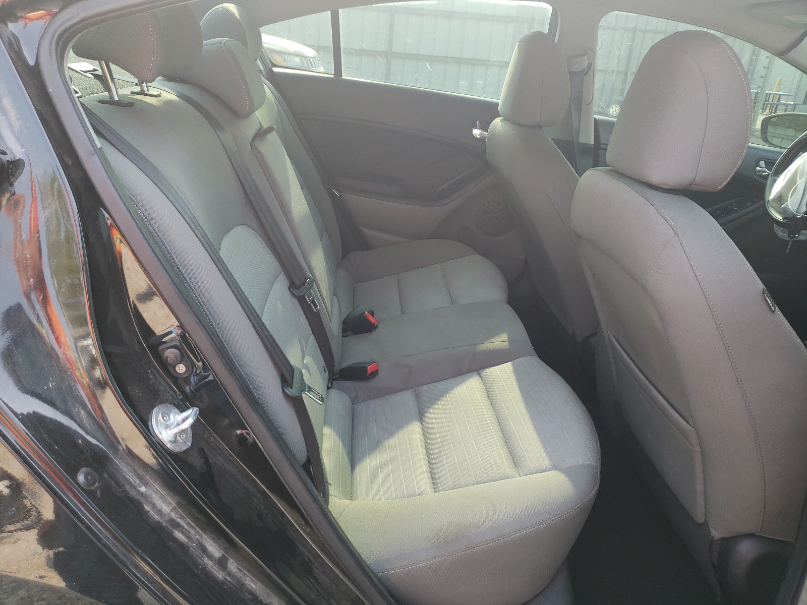 Фото 6 с аукциона – 2014 KIA FORTE EX с VIN KNAFX4A86E5046439