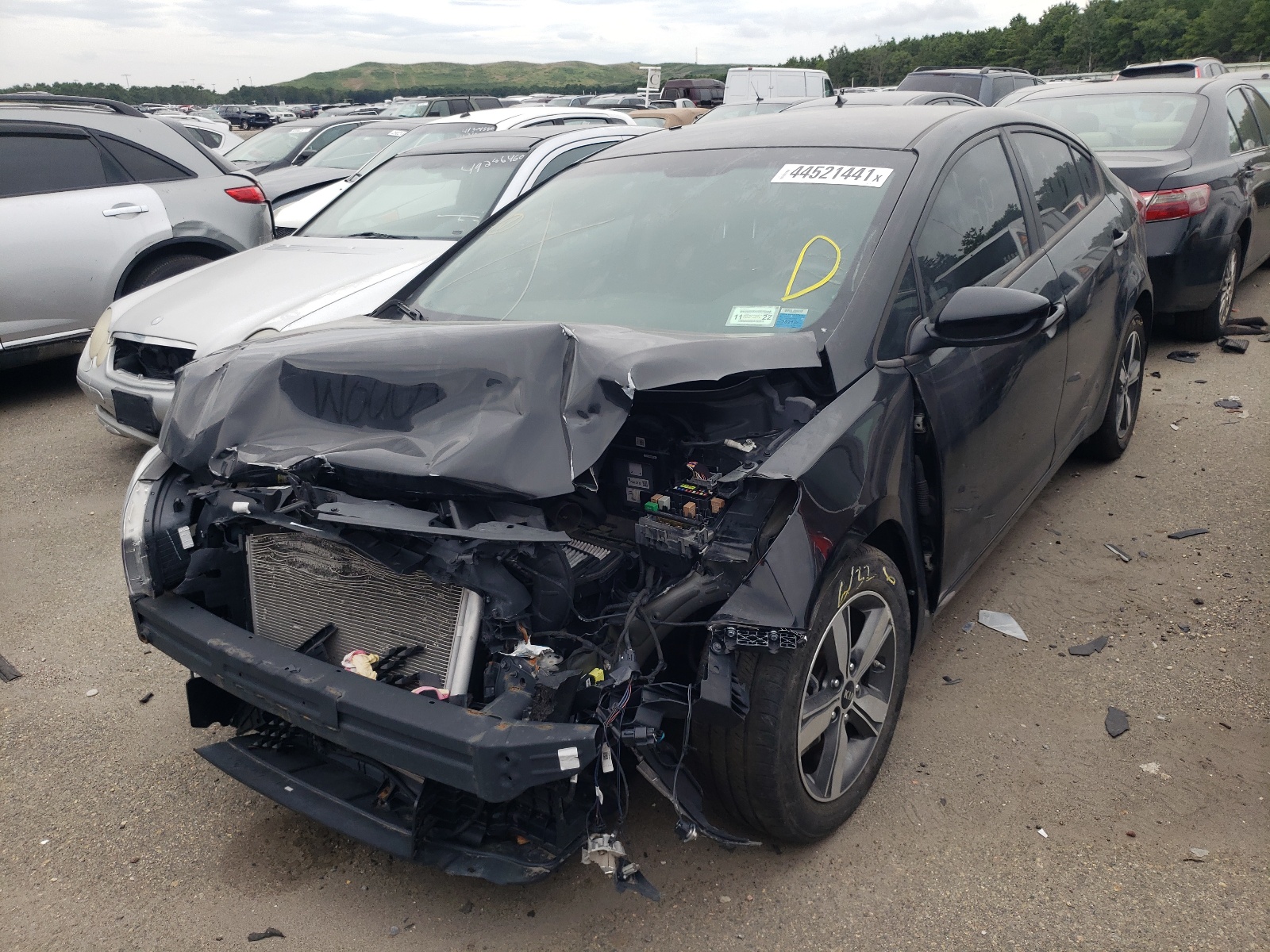 Photo 2 from auction – 2018 KIA FORTE LX with VIN 3KPFL4A75JE265719