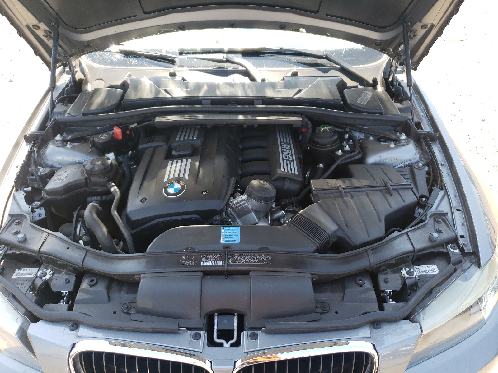 Photo 7 from auction – 2010 BMW 328 I SULE with VIN WBAPH5G53ANM35764