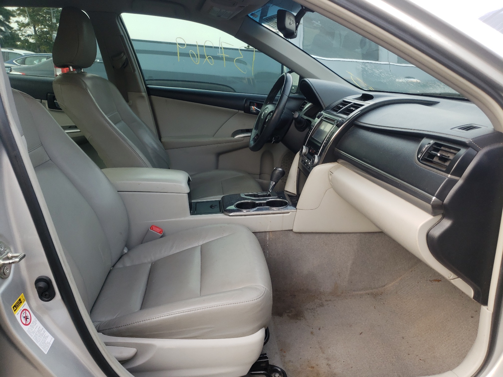Photo 5 from auction – 2013 TOYOTA CAMRY HYBR with VIN 4T1BD1FK7DU096604