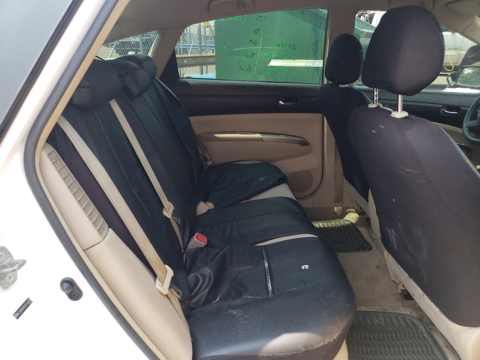 Photo 6 from auction – 2005 TOYOTA PRIUS with VIN JTDKB20U353126439