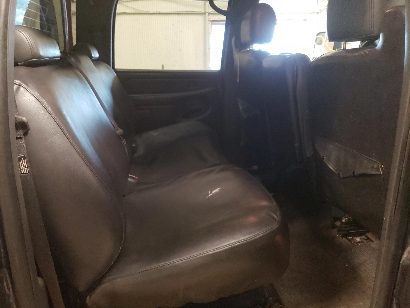 Photo 6 from auction – 2006 CHEVROLET SILVERADO with VIN 1GCHK33226F134302
