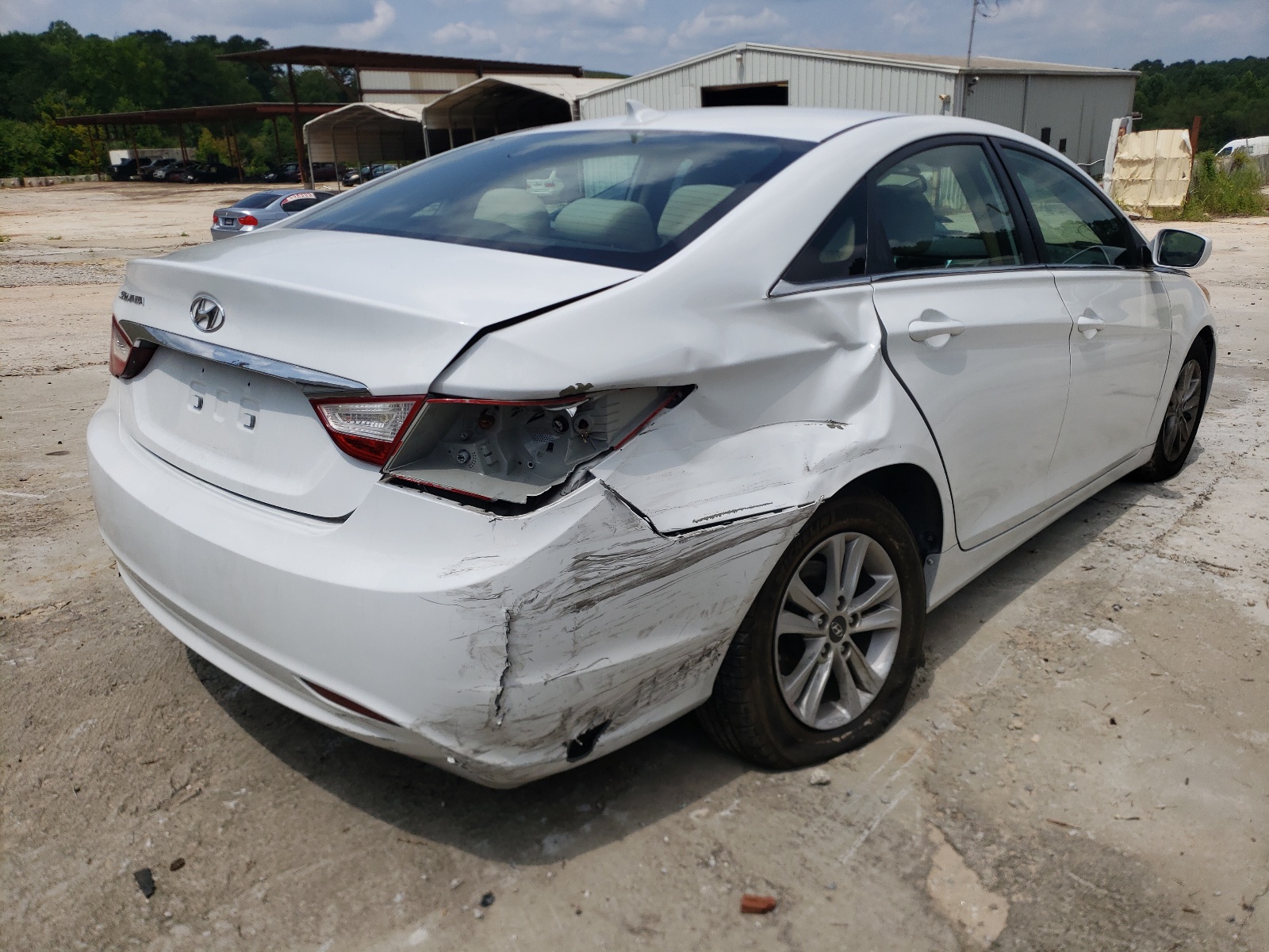 Photo 4 from auction – 2013 HYUNDAI SONATA GLS with VIN 5NPEB4AC8DH756698