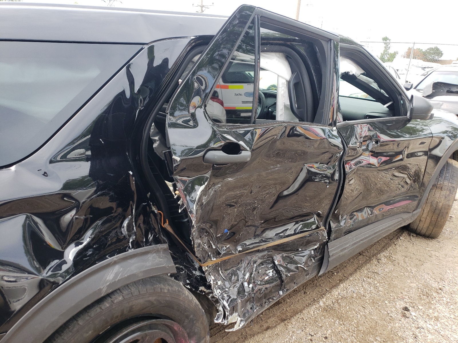 Photo 6 from auction – 2020 FORD EXPLORER P with VIN 1FM5K8AB9LGB67320