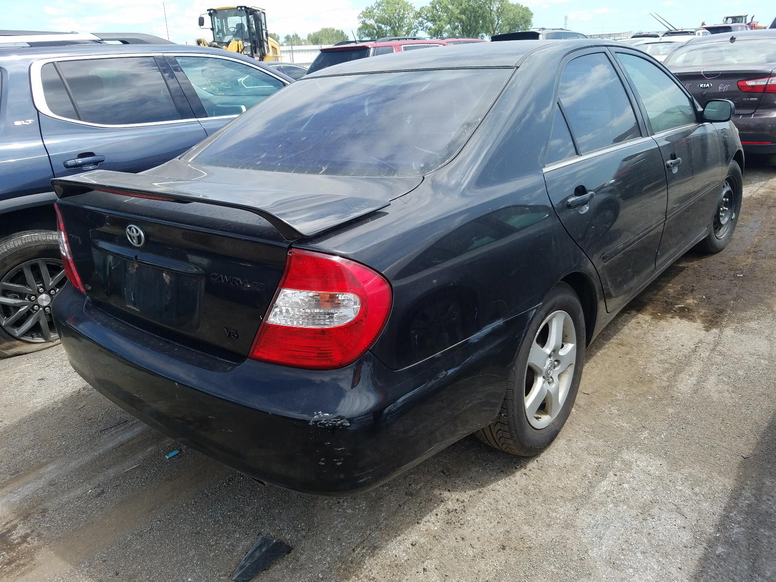 Photo 4 from auction – 2002 TOYOTA CAMRY LE with VIN JTDBF30K020039202