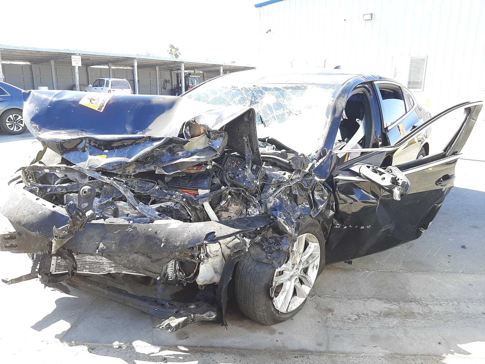 Photo 2 from auction – 2018 CHEVROLET MALIBU with VIN 1G1ZD5ST7JF138898