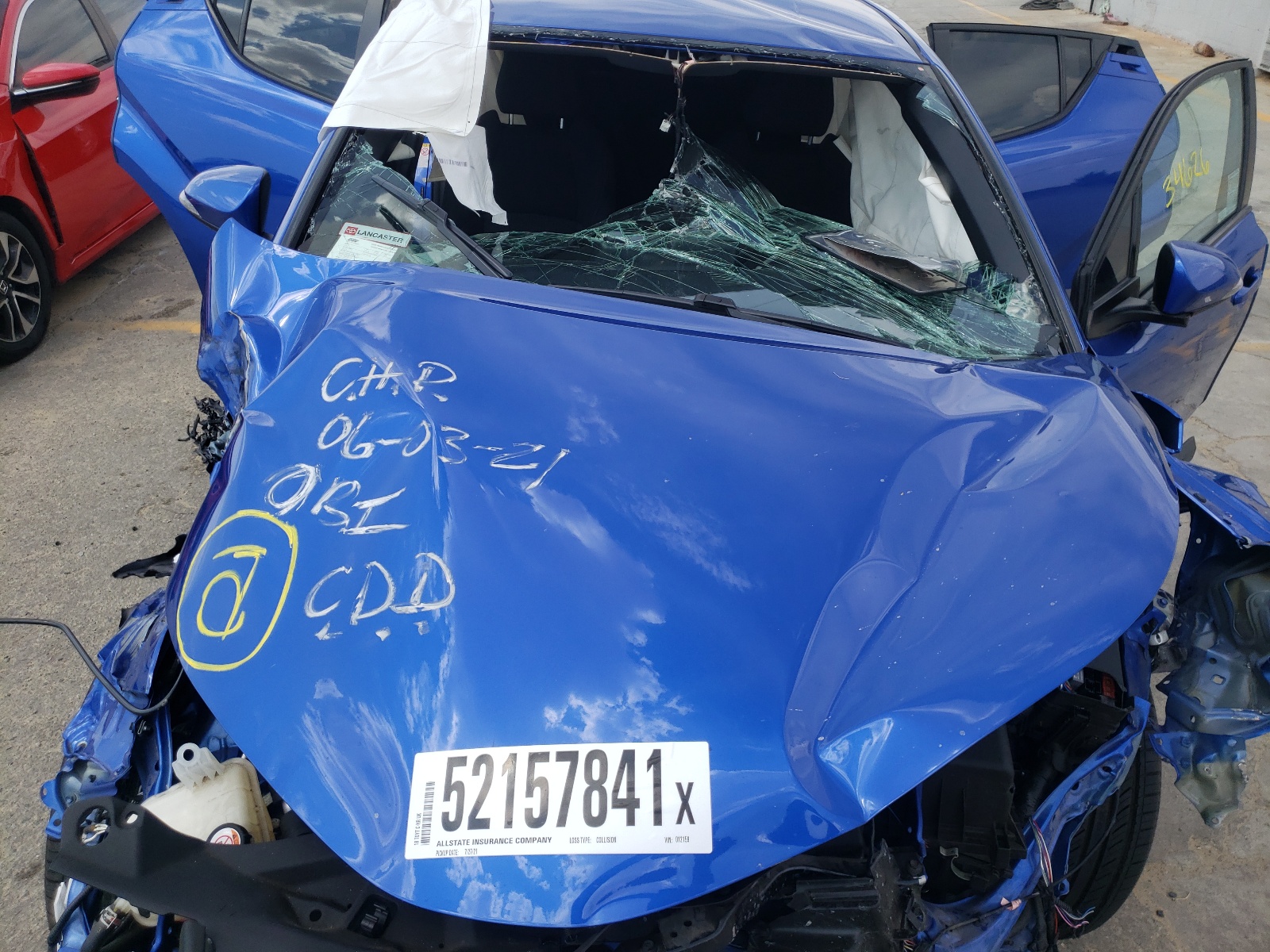 Photo 7 from auction – 2018 TOYOTA C-HR with VIN NMTKHMBX7JR012159