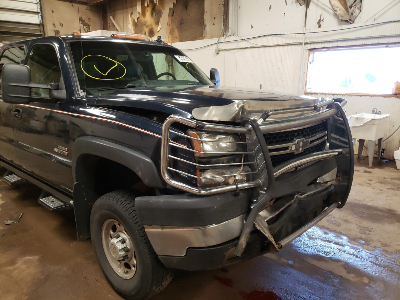 Photo 9 from auction – 2006 CHEVROLET SILVERADO with VIN 1GCHK33226F134302