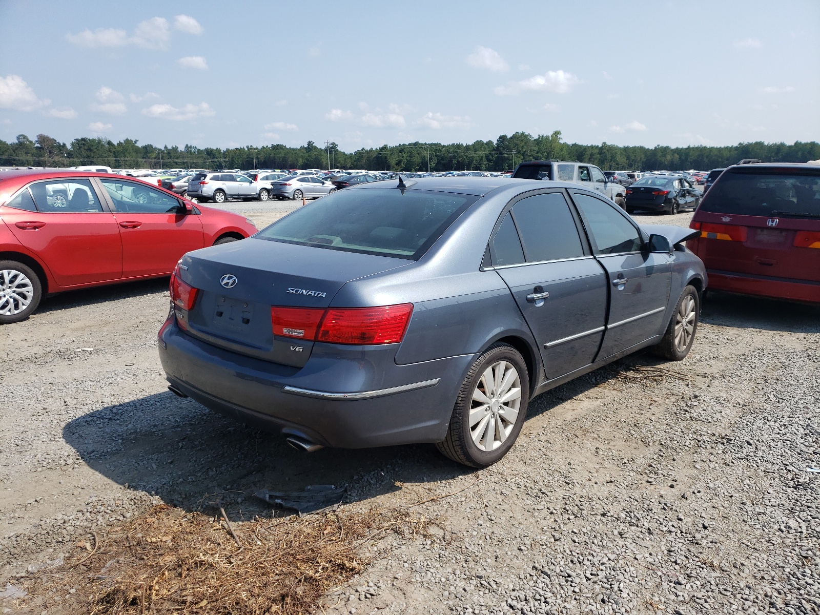 Photo 4 from auction – 2009 HYUNDAI SONATA SE with VIN 5NPEU46F29H473492