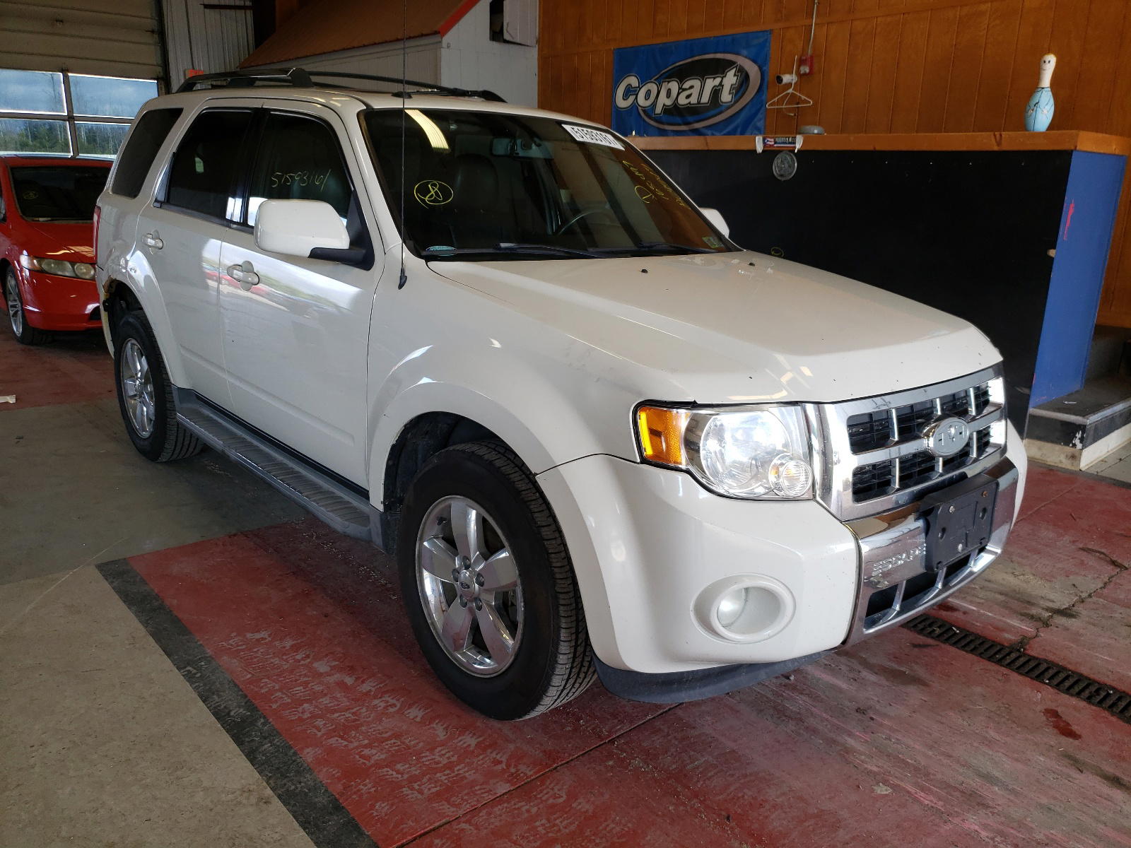 FORD ESCAPE LIM 2010 with VIN 1FMCU9E77AKA04947 - Photo from auction