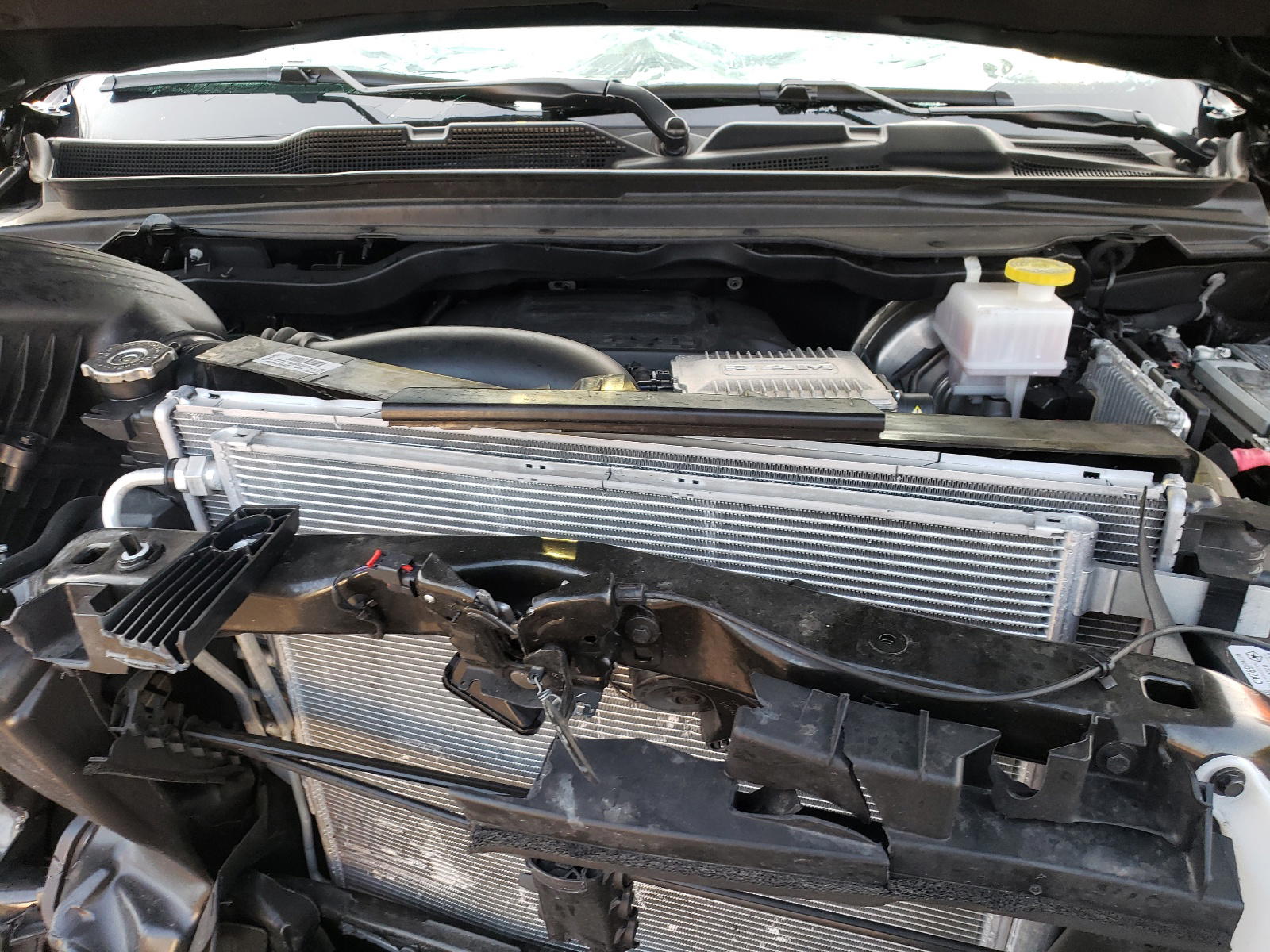 Photo 7 from auction – 2020 RAM 1500 LARAM with VIN 1C6SRFJT4LN308409