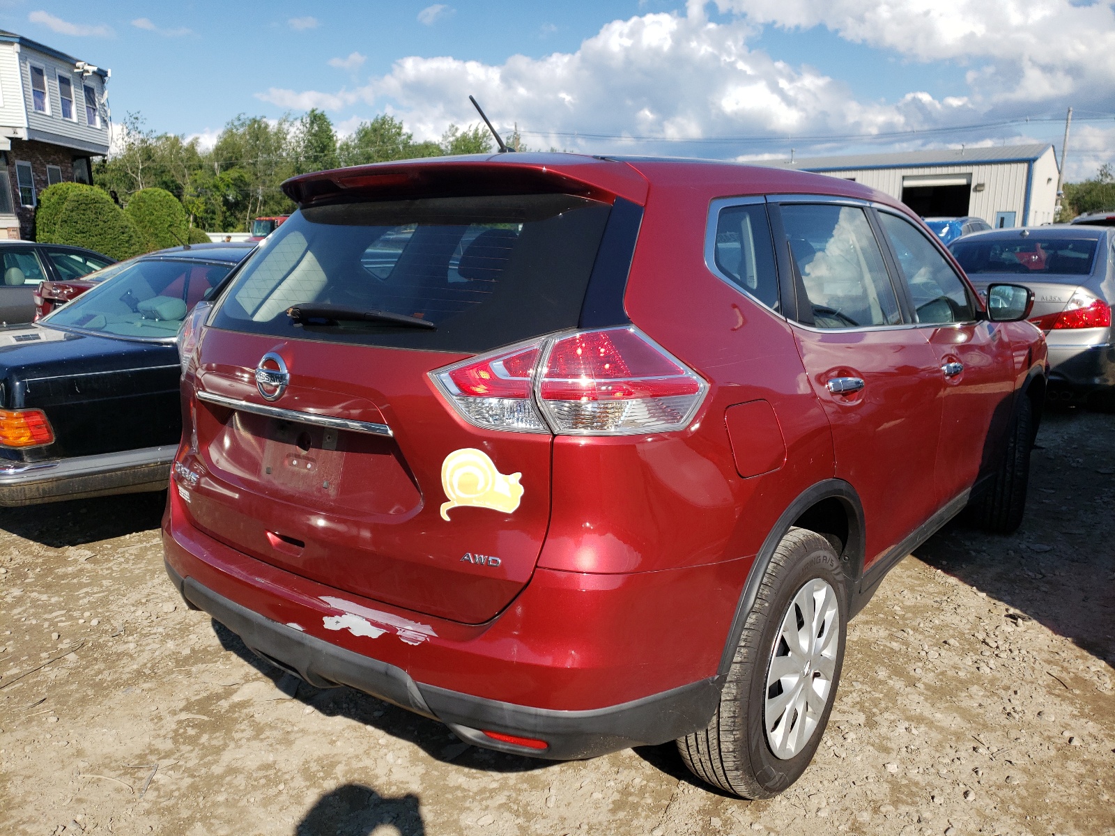 Photo 4 from auction – 2015 NISSAN ROGUE S with VIN KNMAT2MV1FP506126