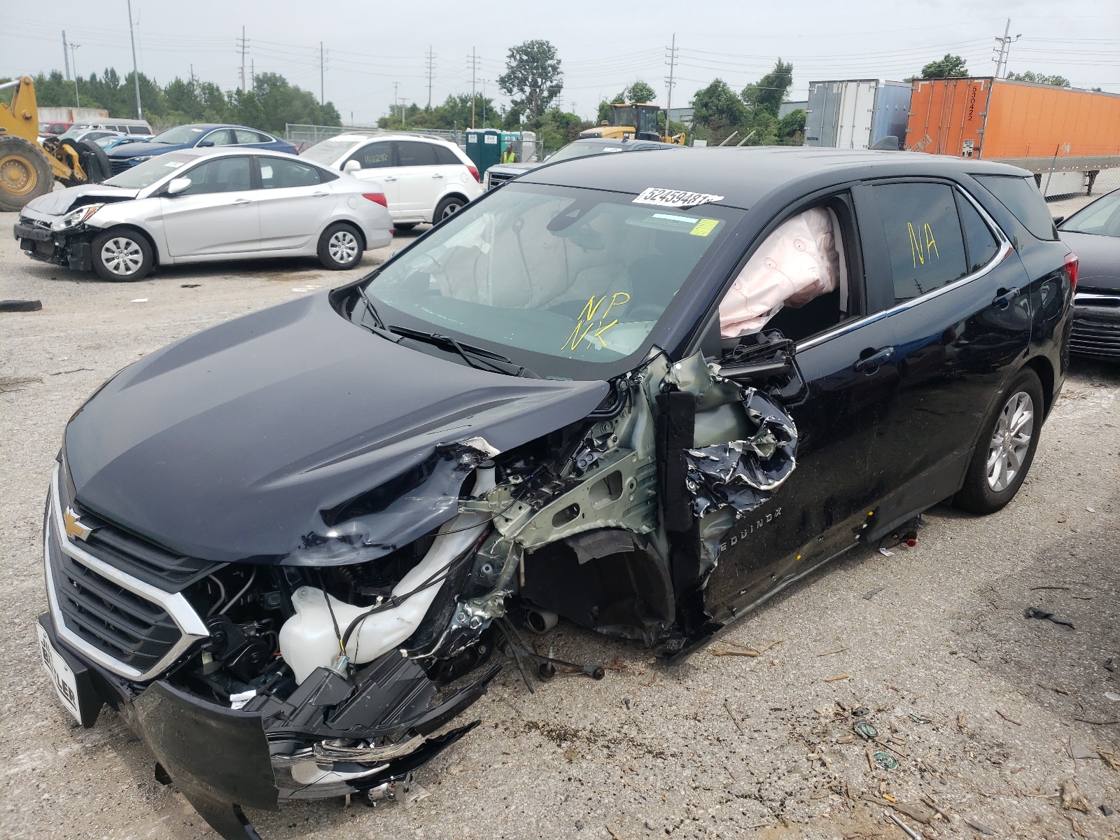 Photo 2 from auction – 2021 CHEVROLET EQUINOX LT with VIN 3GNAXKEV9MS142840