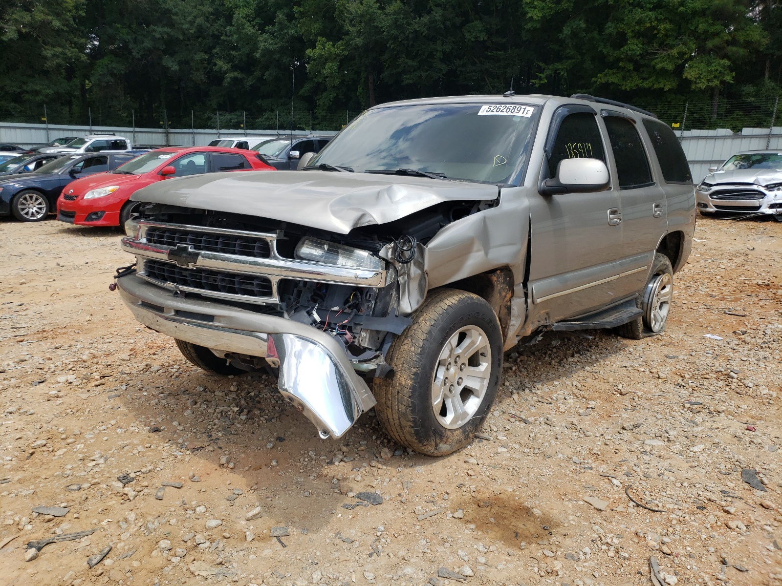 Photo 2 from auction – 2003 CHEVROLET TAHOE C150 with VIN 1GNEC13Z03J213839