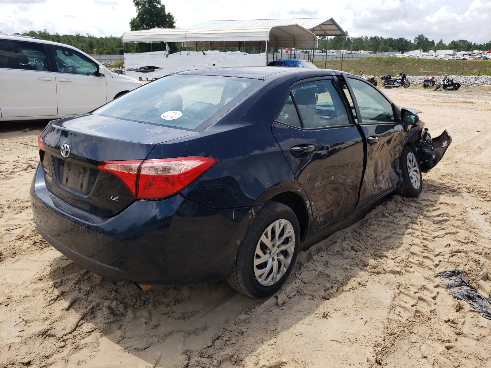 Photo 4 from auction – 2017 TOYOTA COROLLA L with VIN 2T1BURHE0HC792475