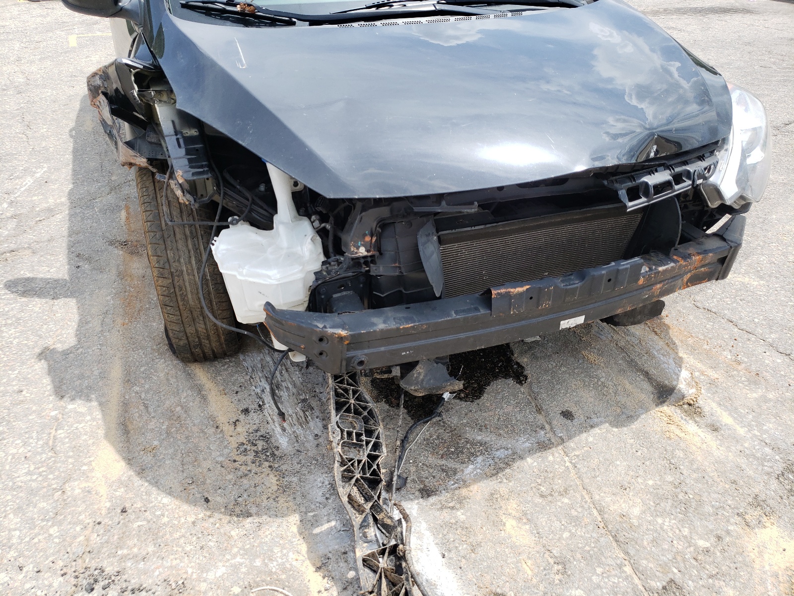 صورة رقم 9 من المزاد - 2016 KIA FORTE LX مع VIN KNAFK4A67G5437938