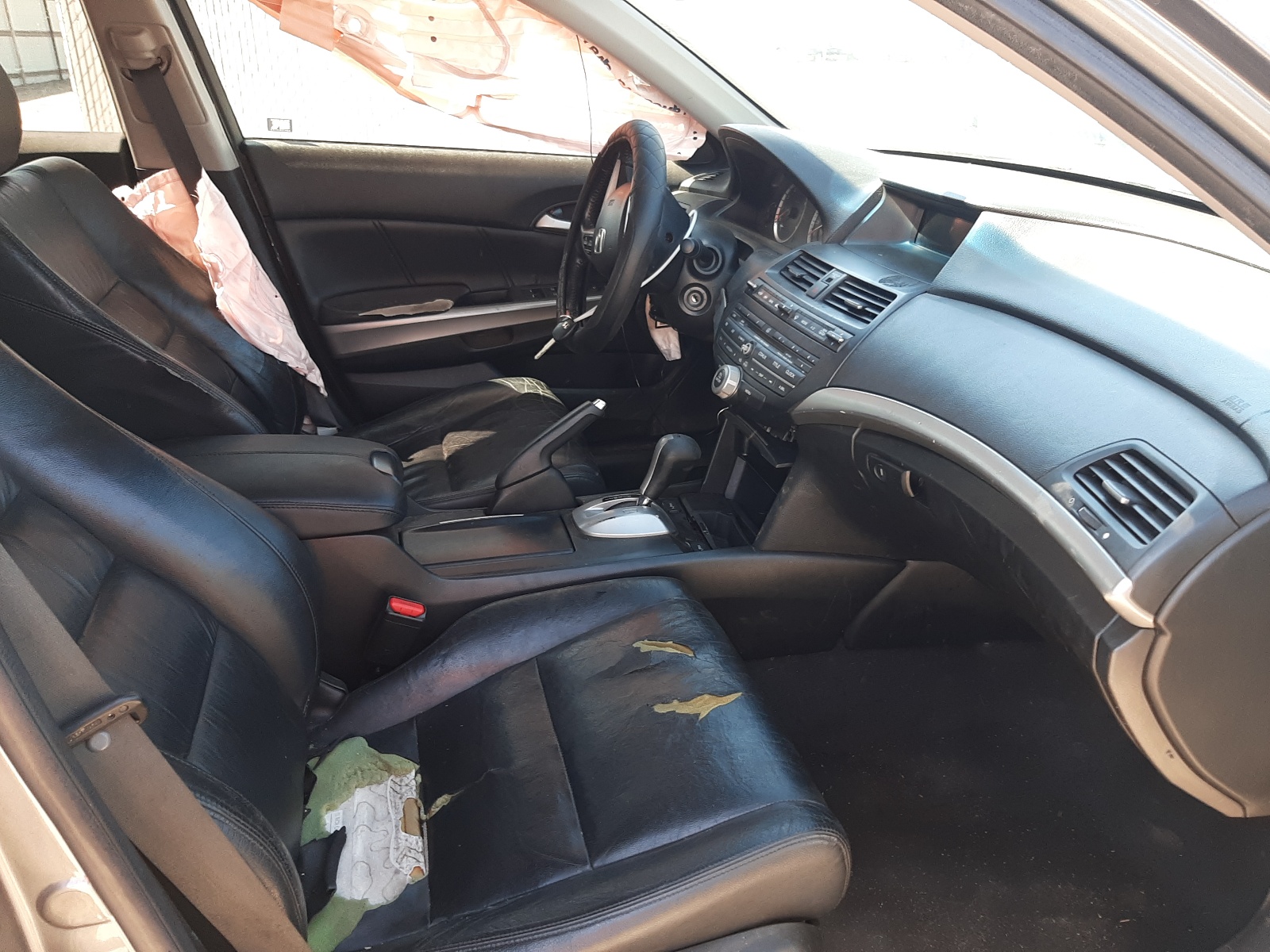 Photo 5 from auction – 2008 HONDA ACCORD EXL with VIN JHMCP26848C059272