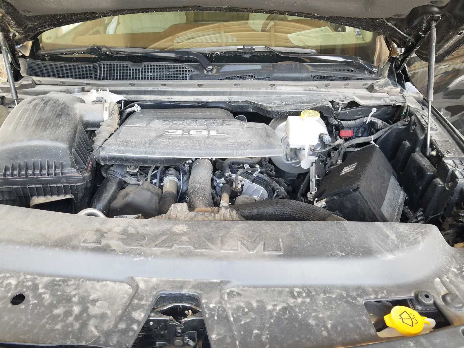 Photo 7 from auction – 2021 RAM 1500 LARAM with VIN 1C6SRFRM7MN500504