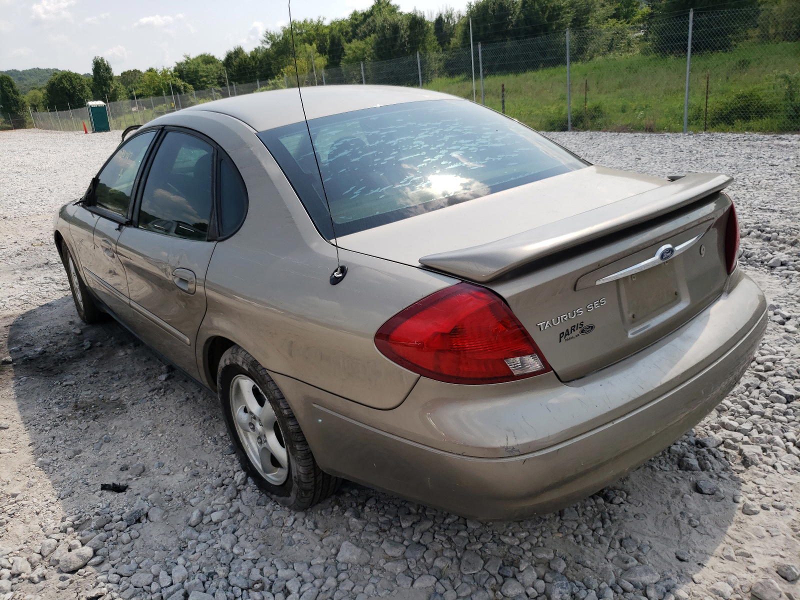 Photo 3 from auction – 2003 FORD TAURUS SES with VIN 1FAFP55293G139171