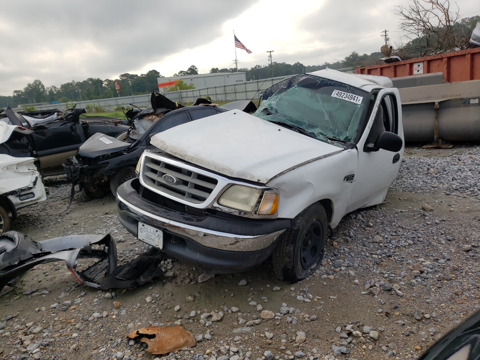 Photo 2 from auction – 2001 FORD F150 with VIN 1FTZX172X1NA10328