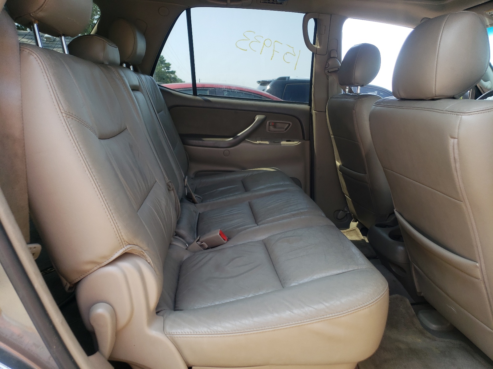 Photo 6 from auction – 2005 TOYOTA SEQUOIA SR with VIN 5TDZT34A85S259276