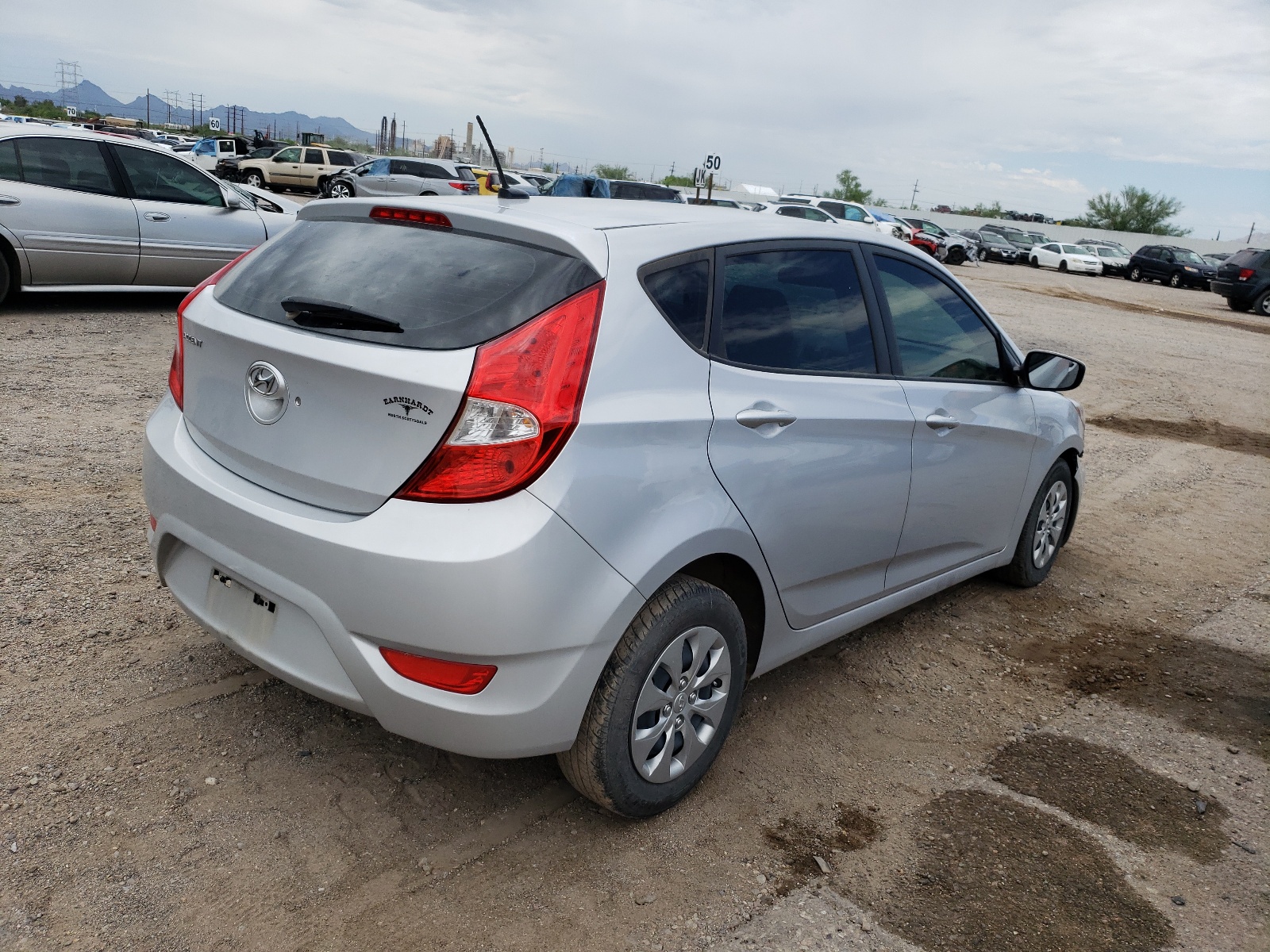 Photo 4 from auction – 2017 HYUNDAI ACCENT SE with VIN KMHCT5AE7HU330701