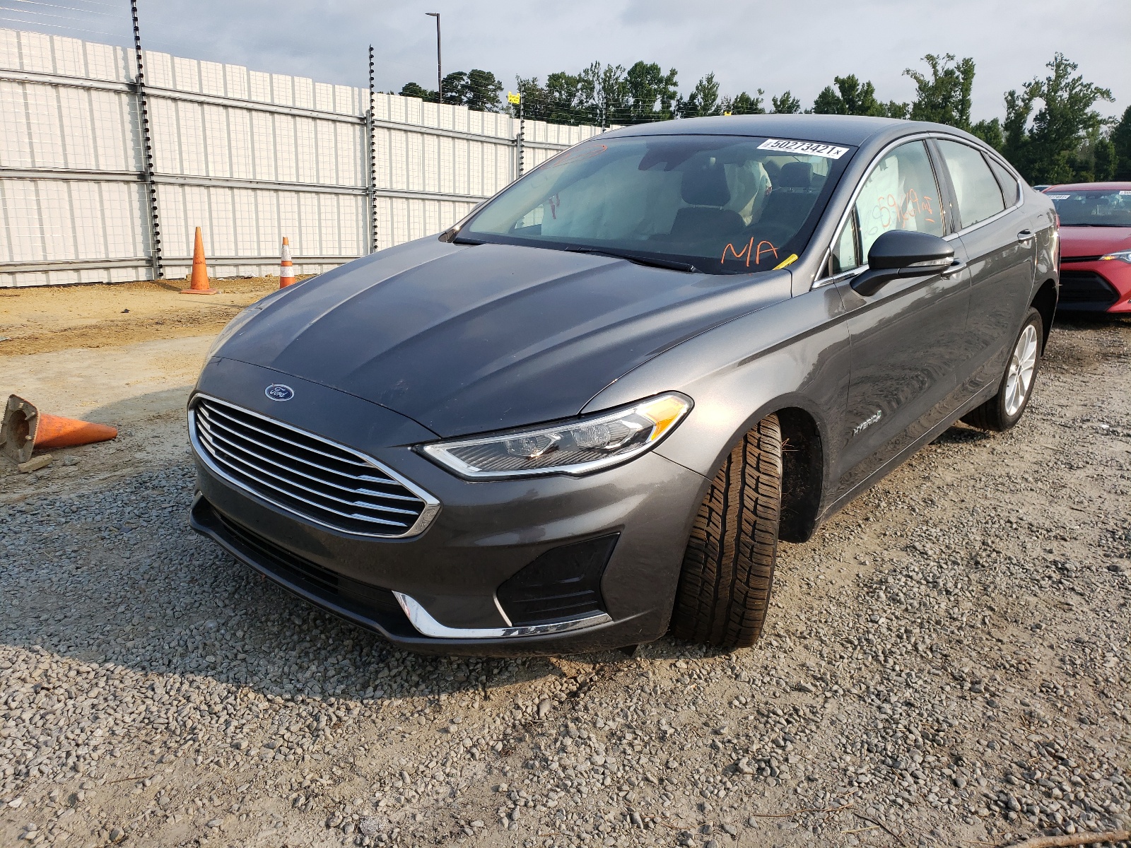 Photo 2 from auction – 2019 FORD FUSION SEL with VIN 3FA6P0MU5KR140671