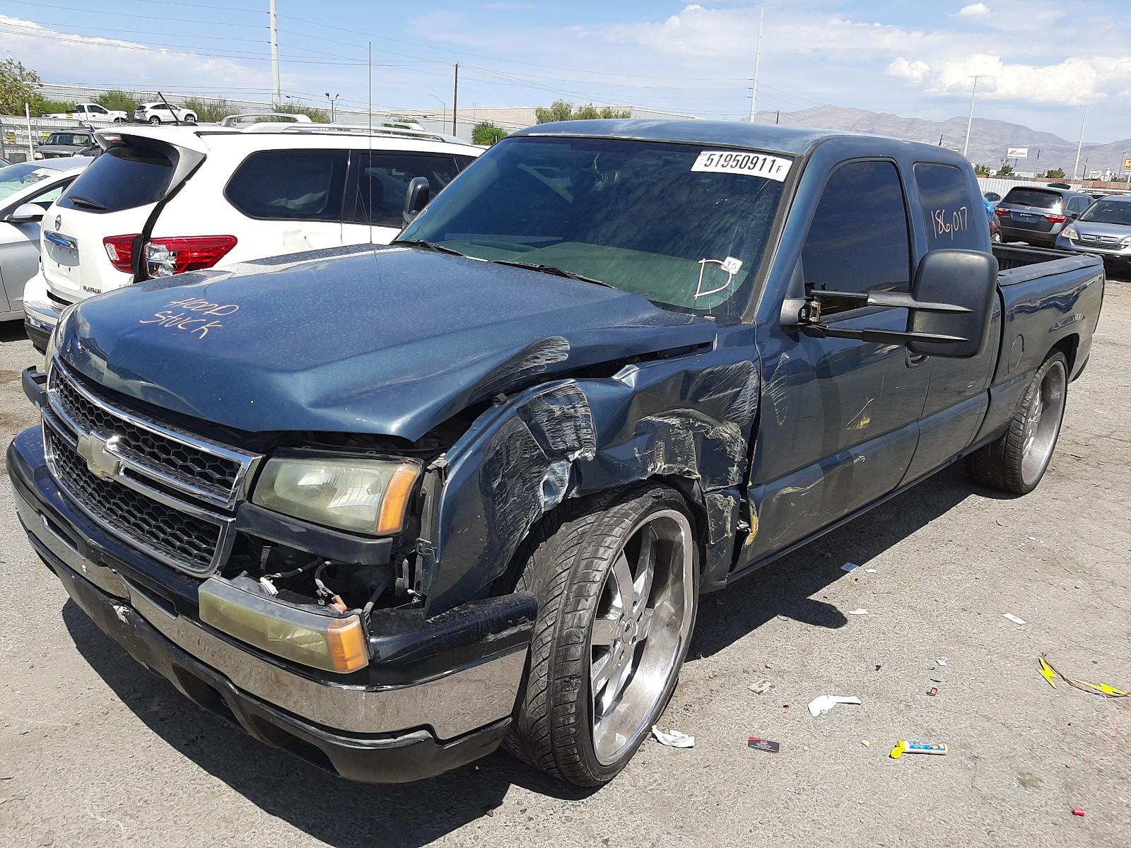 Photo 2 from auction – 2007 CHEVROLET SILVERADO with VIN 1GCEC19X57Z127240