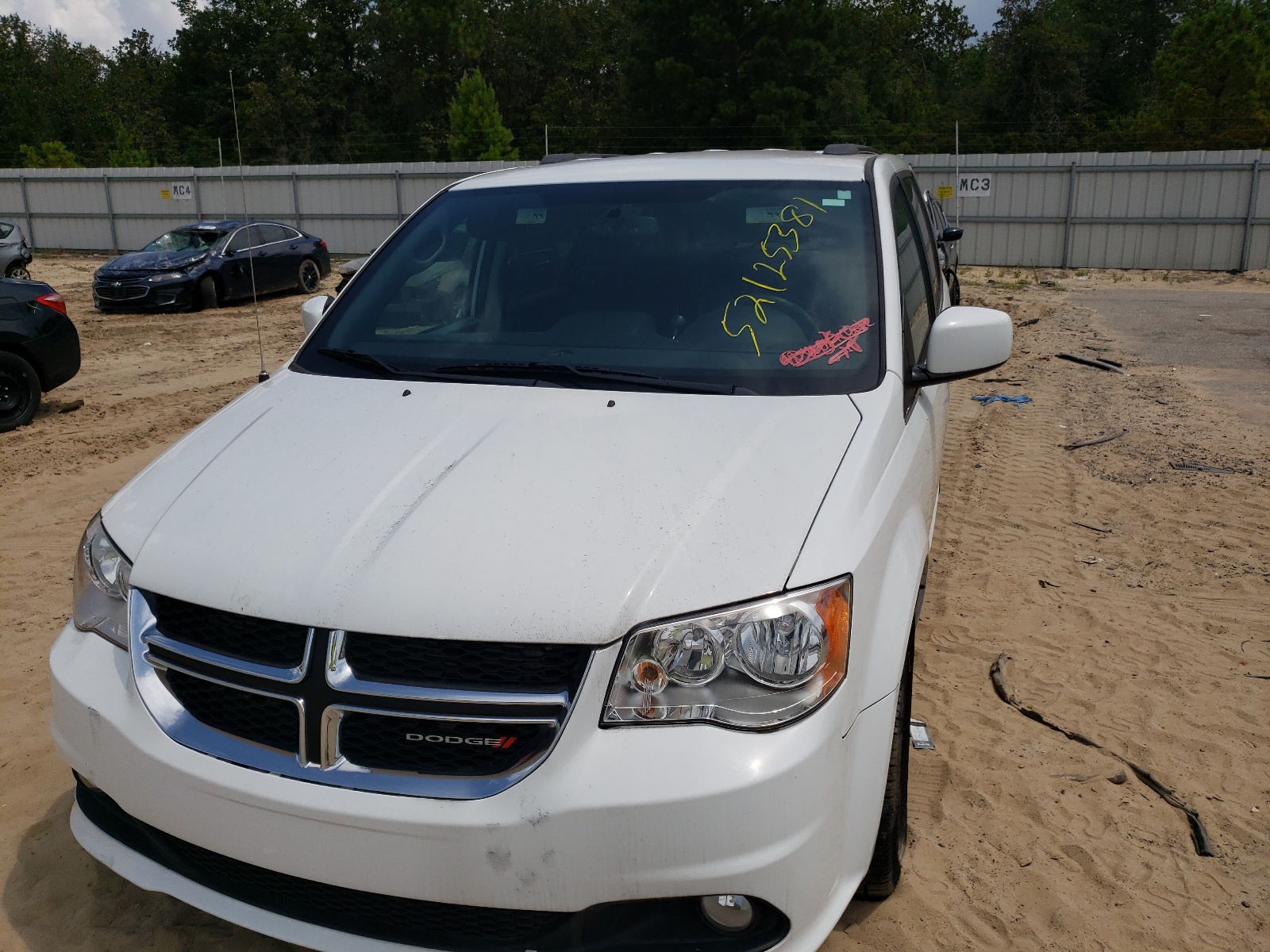 Photo 9 from auction – 2018 DODGE GRAND CARA with VIN 2C4RDGCG0JR238810
