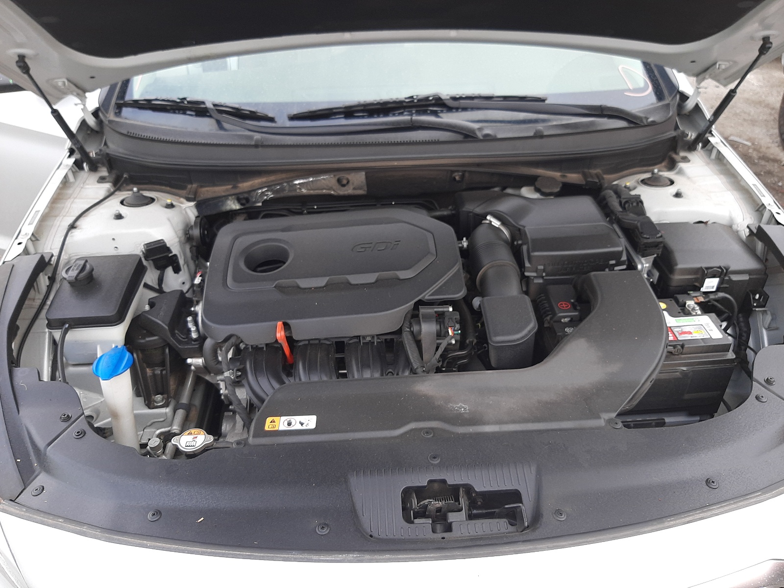 Photo 7 from auction – 2016 HYUNDAI SONATA SE with VIN 5NPE24AF1GH302534