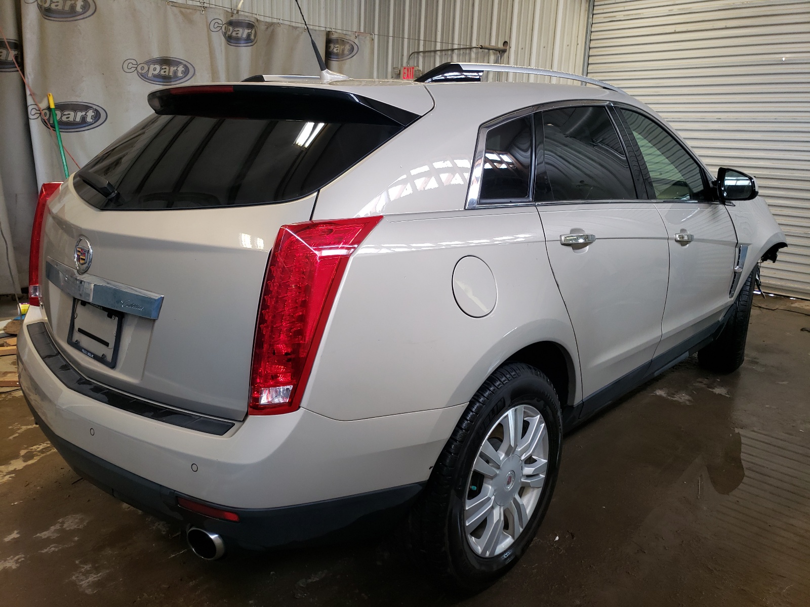 Photo 4 from auction – 2011 CADILLAC SRX LUXURY with VIN 3GYFNAEY7BS644522