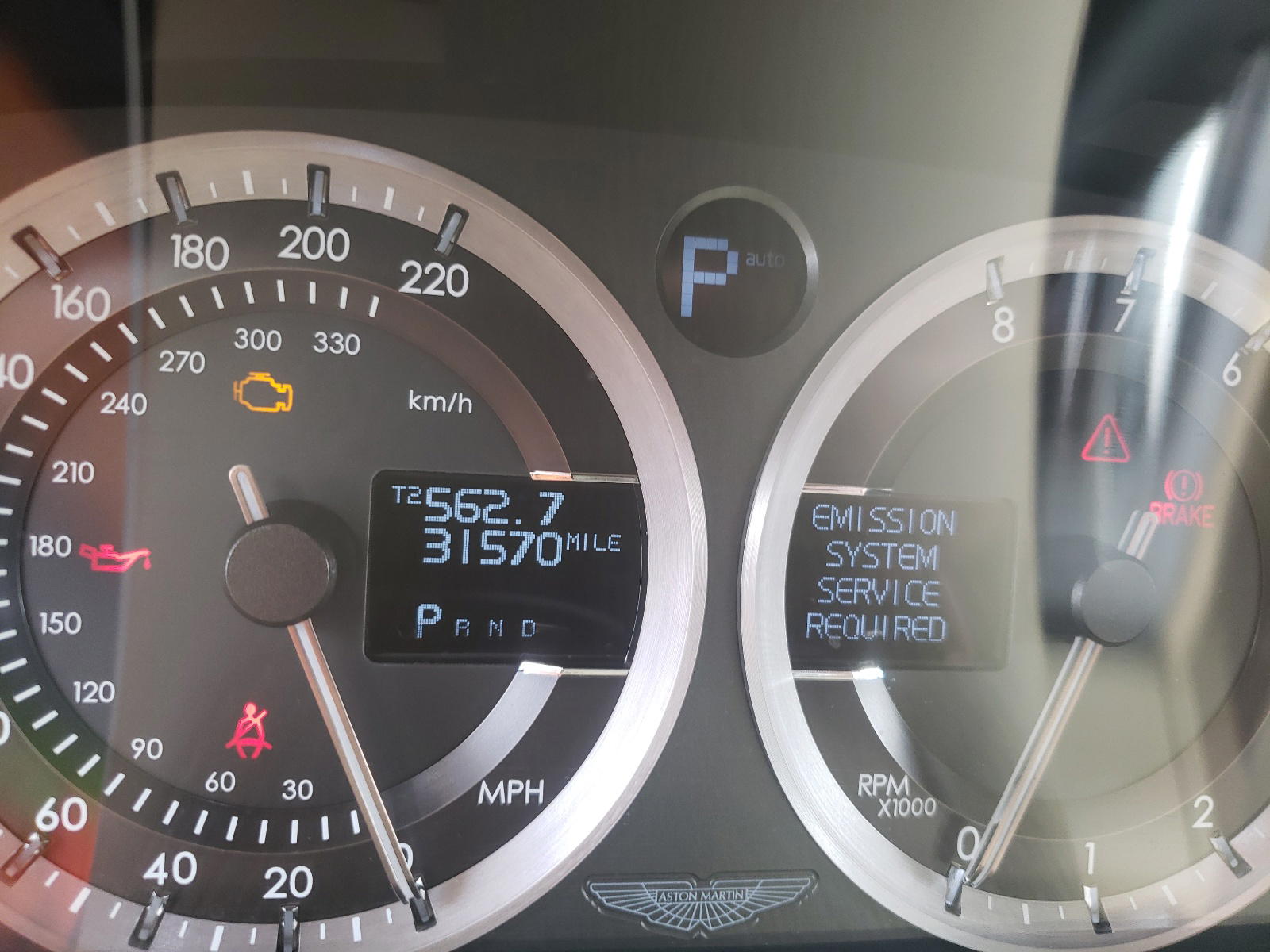 Photo 8 from auction – 2011 ASTON MARTIN RAPIDE with VIN SCFHDDAJ5BAF01666