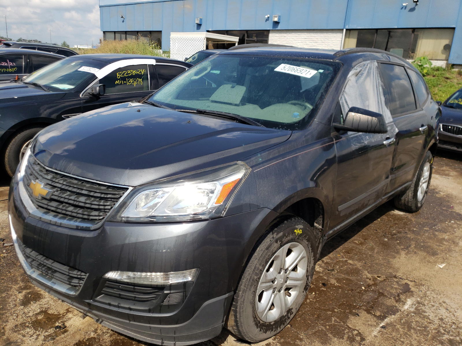 Photo 2 from auction – 2013 CHEVROLET TRAVERSE L with VIN 1GNKRFED3DJ105409