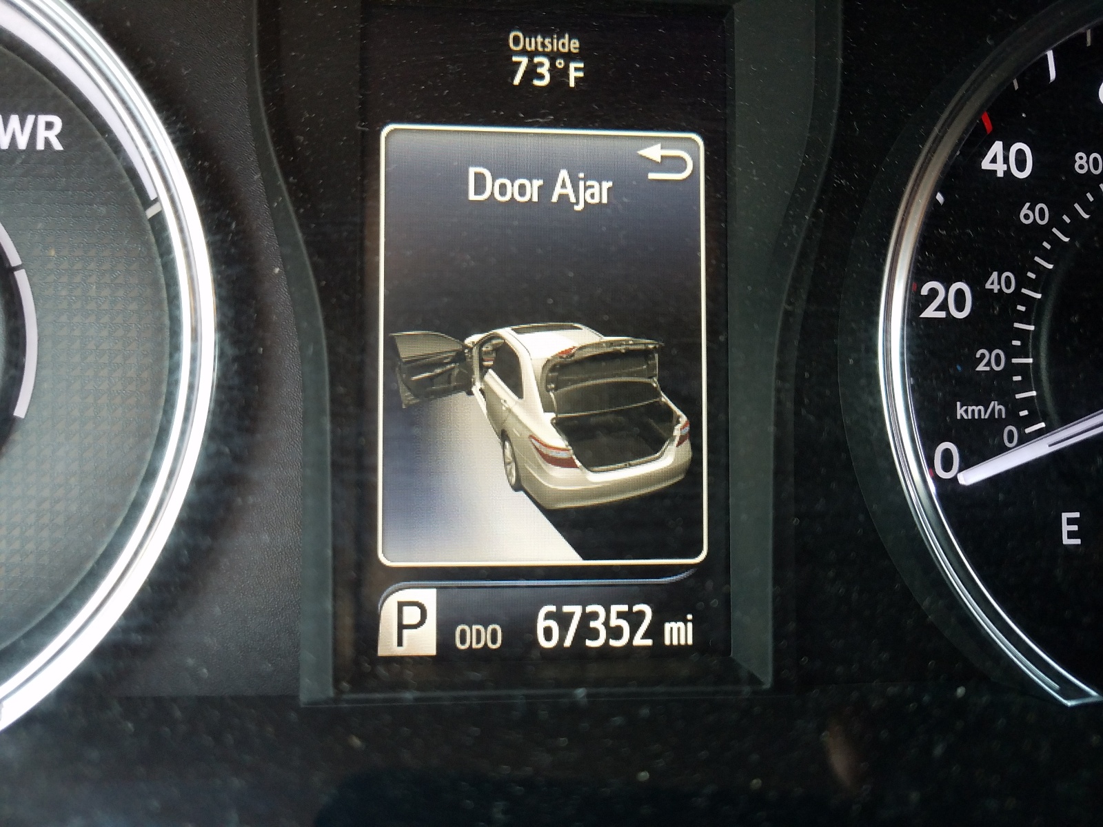 Photo 8 from auction – 2017 TOYOTA CAMRY with VIN 4T1BD1FK8HU228372
