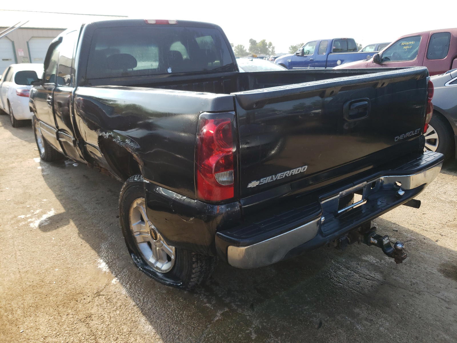 Photo 3 from auction – 2004 CHEVROLET SILVERADO with VIN 2GCEC19T541183485