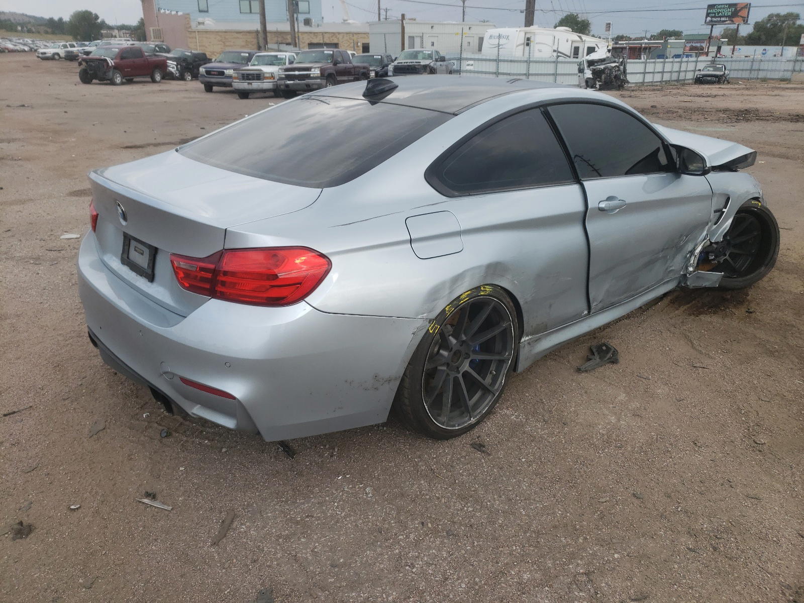 Photo 4 from auction – 2015 BMW M4 with VIN WBS3R9C53FK329117