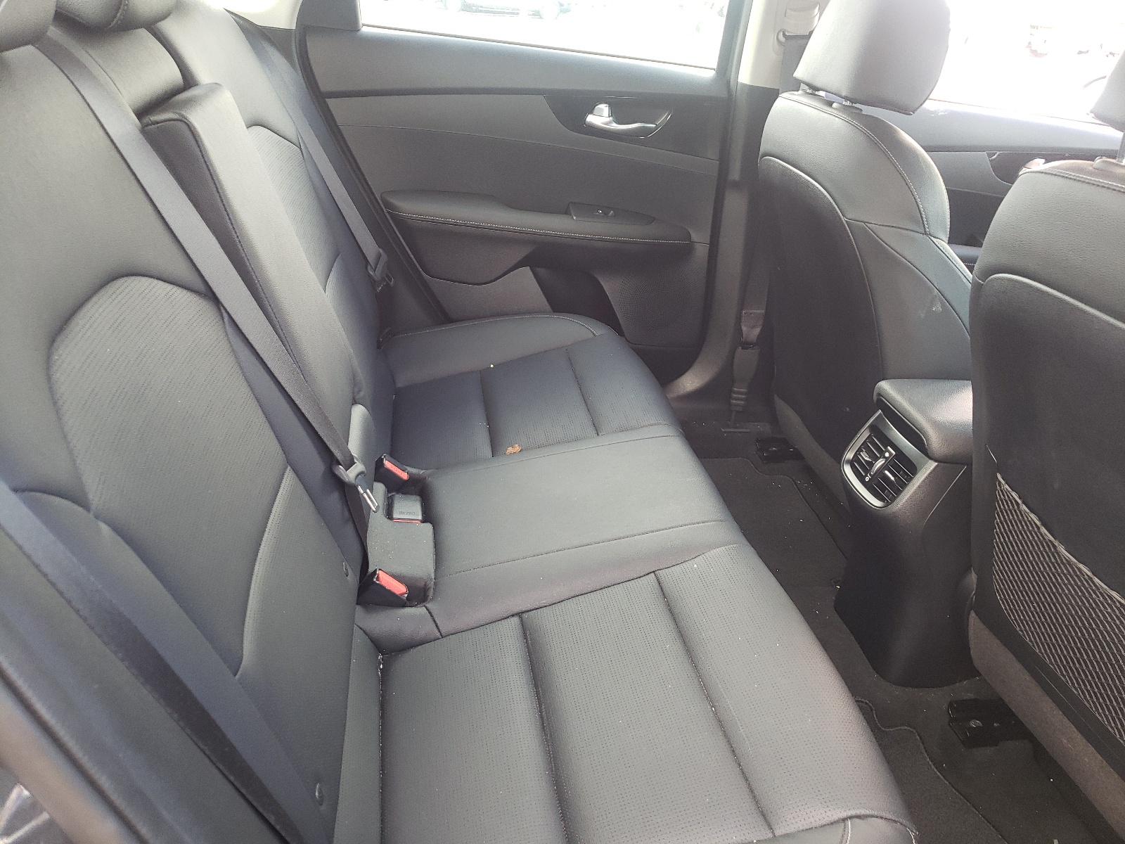 Photo 6 from auction – 2019 KIA FORTE EX with VIN 3KPF54AD3KE021228
