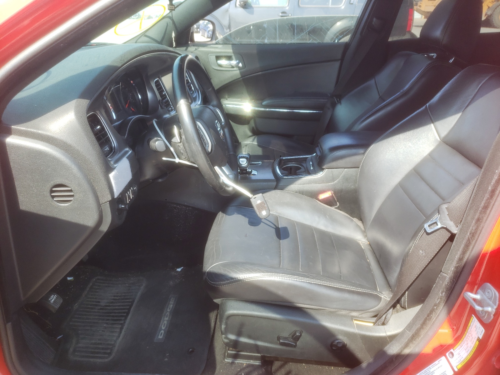 Photo 5 from auction – 2014 DODGE CHARGER SX with VIN 2C3CDXHG3EH138036