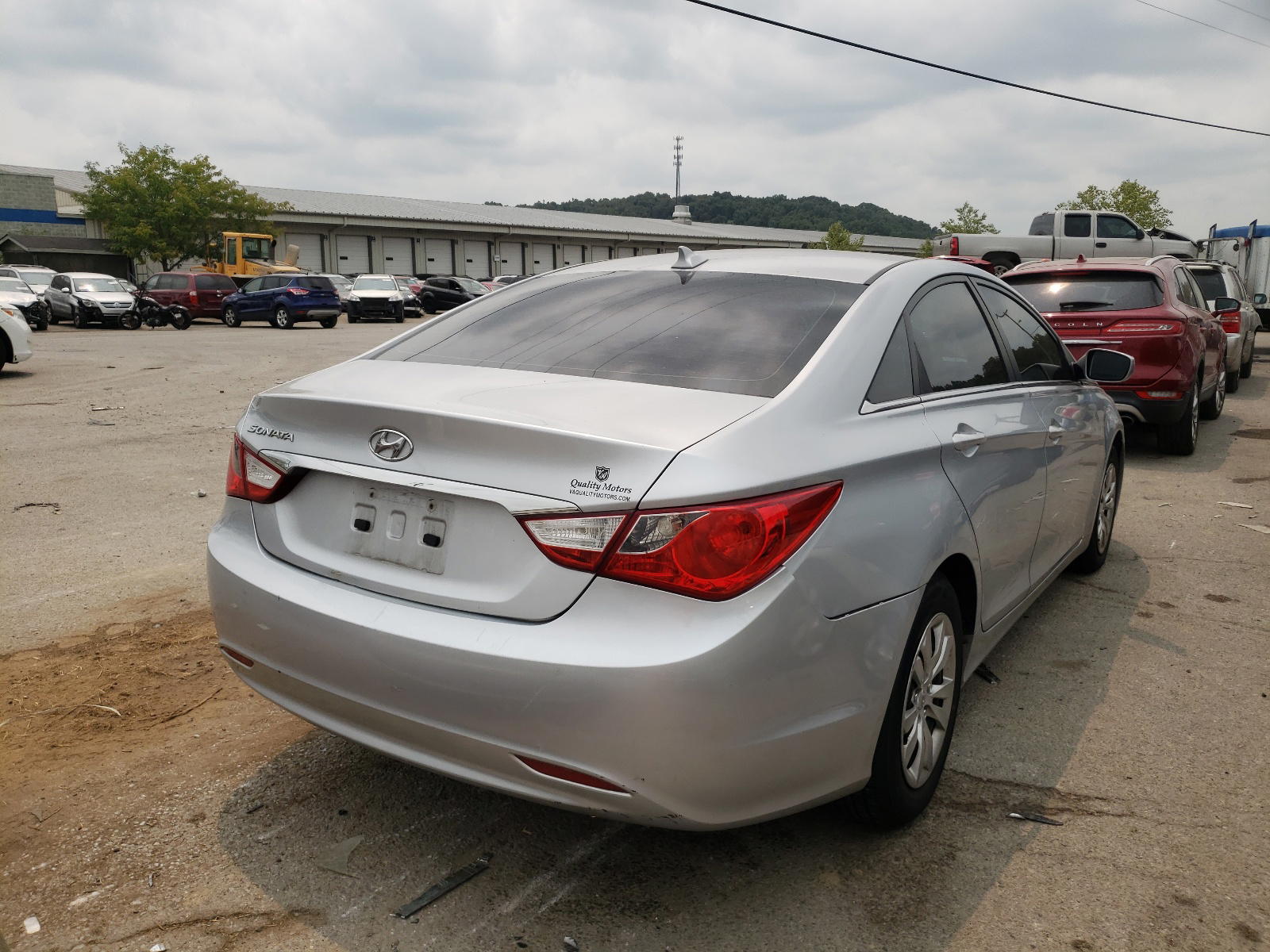 Photo 4 from auction – 2012 HYUNDAI SONATA GLS with VIN 5NPEB4AC3CH351699