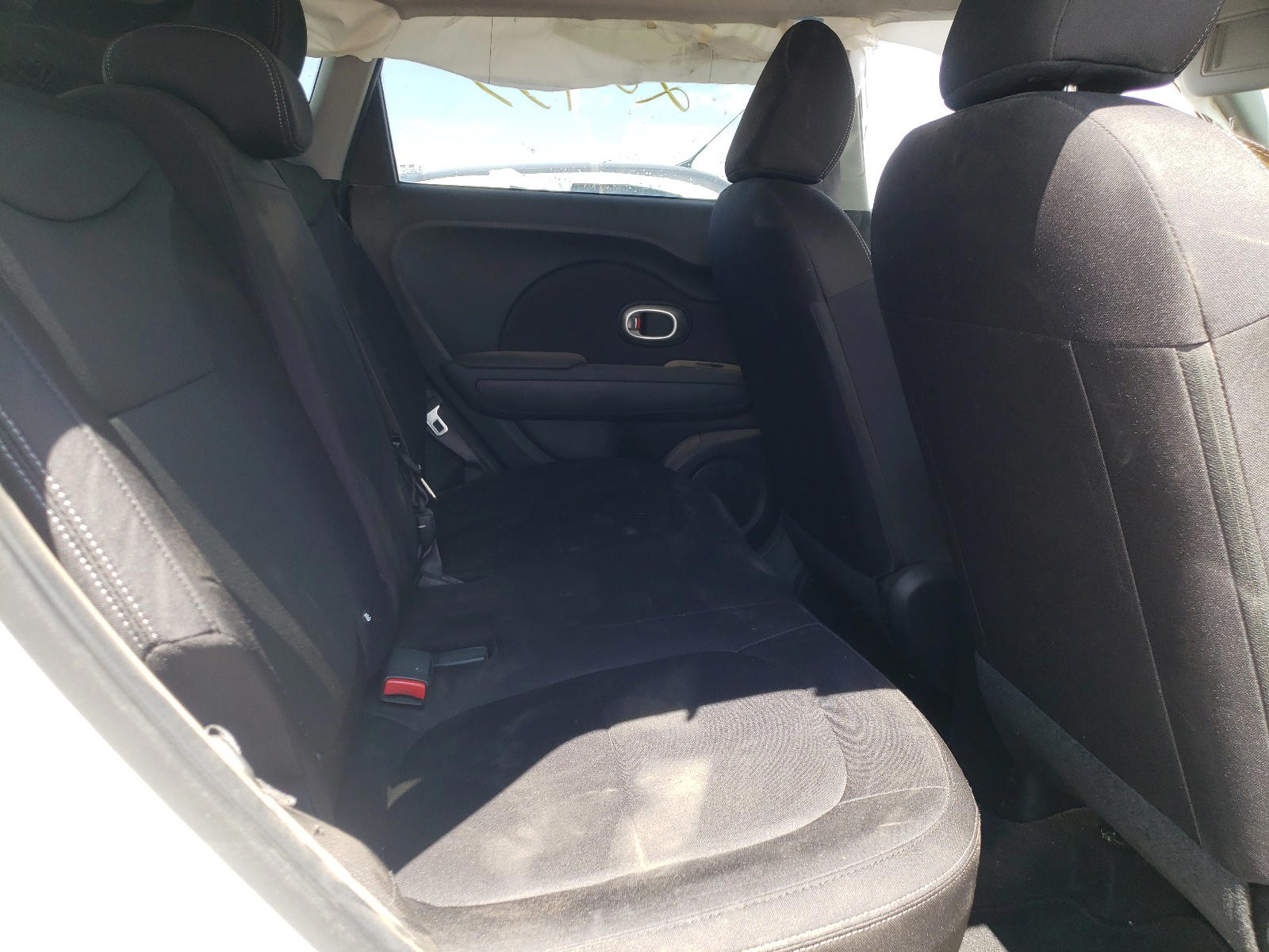 Photo 6 from auction – 2015 KIA SOUL with VIN KNDJN2A24F7229993