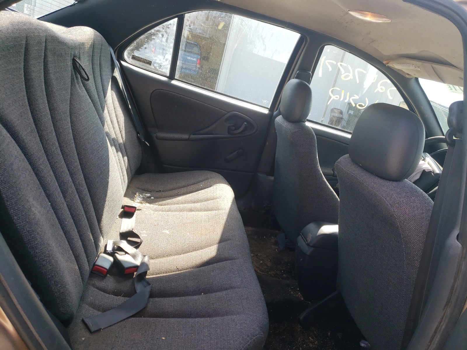 Photo 6 from auction – 2000 CHEVROLET CAVALIER with VIN 1G1JC5246Y7232526