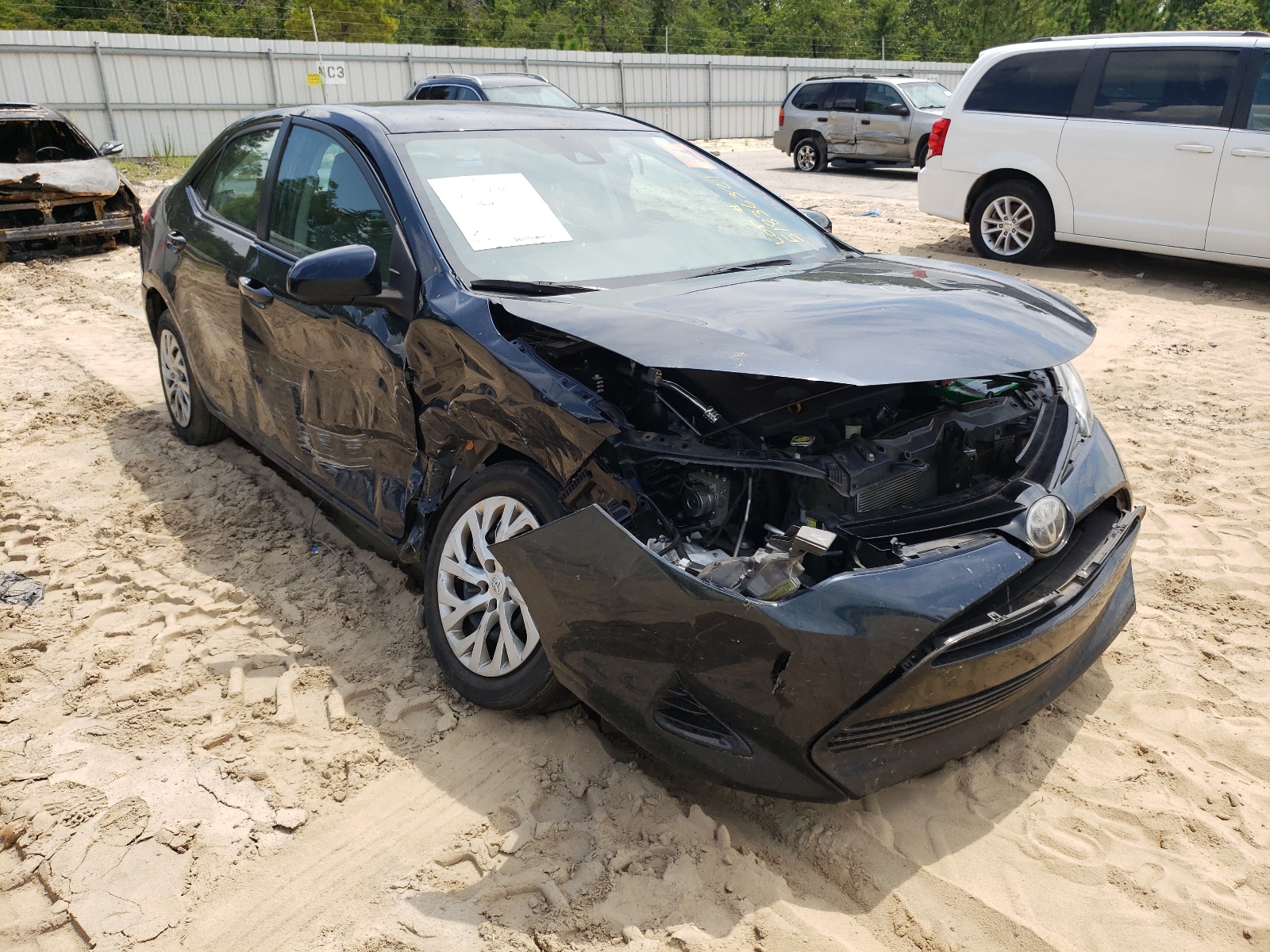 TOYOTA COROLLA L 2017 with VIN 2T1BURHE0HC792475 - Photo from auction