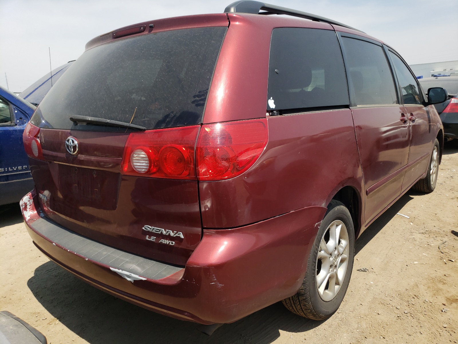 Photo 4 from auction – 2006 TOYOTA SIENNA LE with VIN 5TDBA23C46S067116