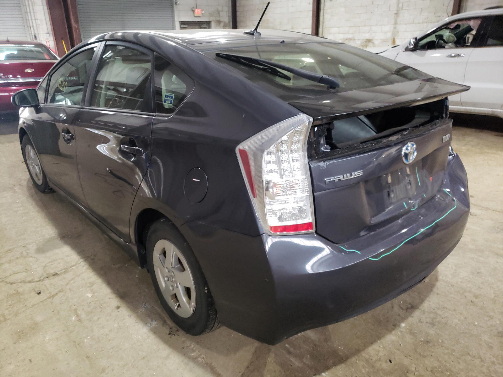 Photo 3 from auction – 2012 TOYOTA PRIUS with VIN JTDKN3DU8B5304420