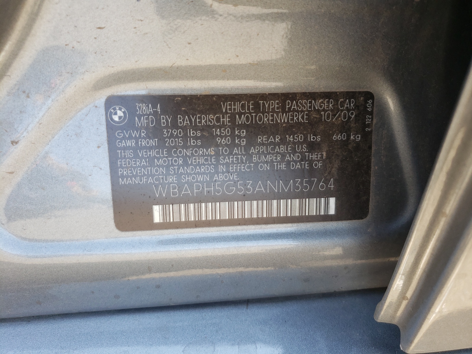 Photo 10 from auction – 2010 BMW 328 I SULE with VIN WBAPH5G53ANM35764