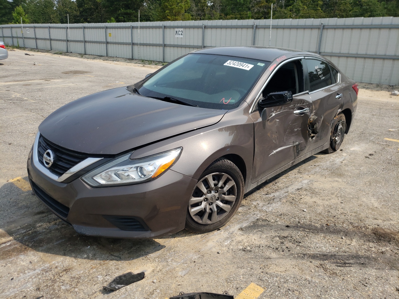 Zdjęcie 2 z aukcji – 2017 NISSAN ALTIMA 2.5 z VIN 1N4AL3AP6HN324924