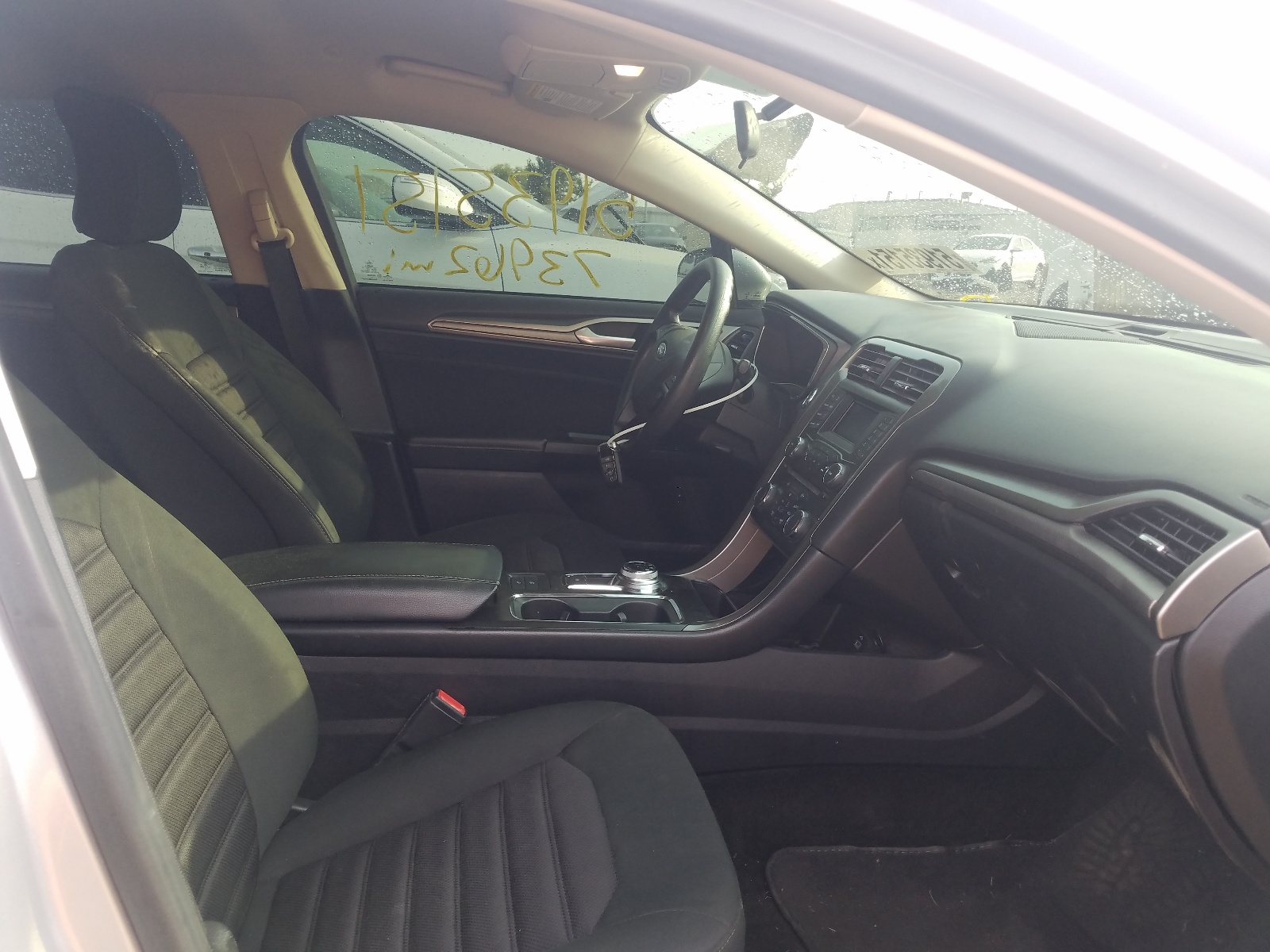 Photo 5 from auction – 2017 FORD FUSION SE with VIN 3FA6P0LUXHR358633