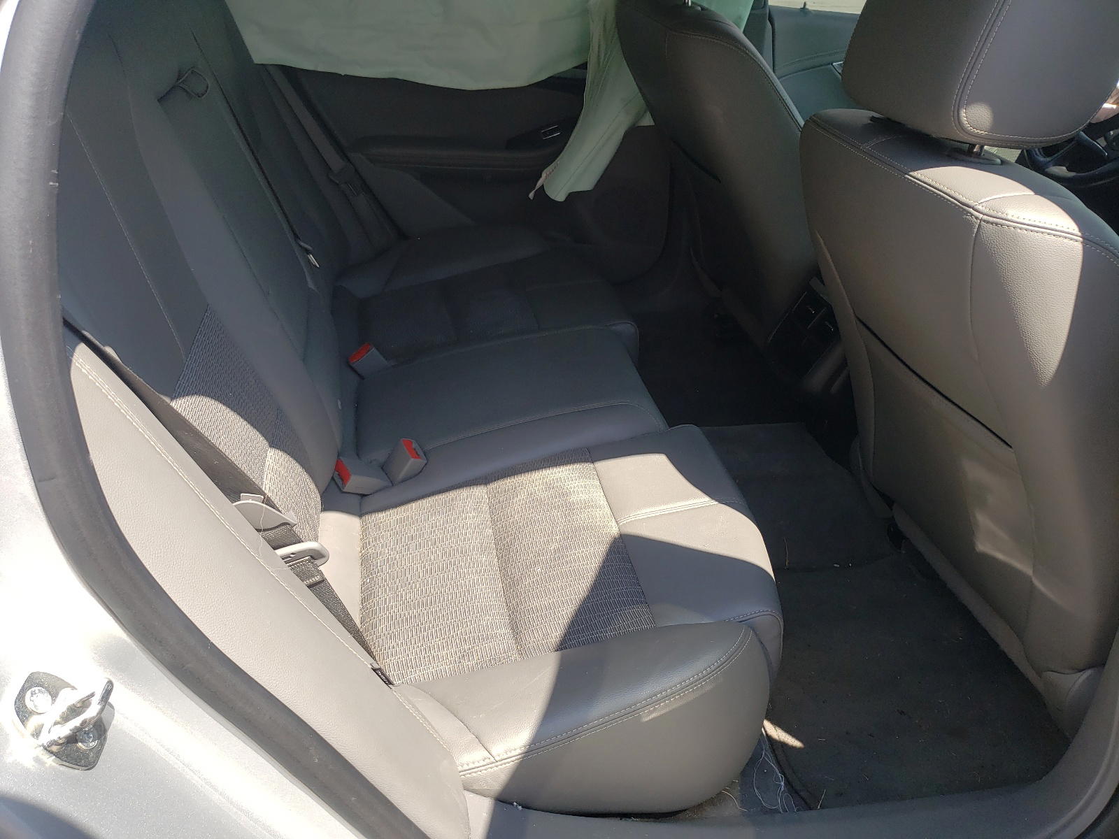 Photo 6 from auction – 2015 CHEVROLET IMPALA LT with VIN 2G1115SL9F9256571