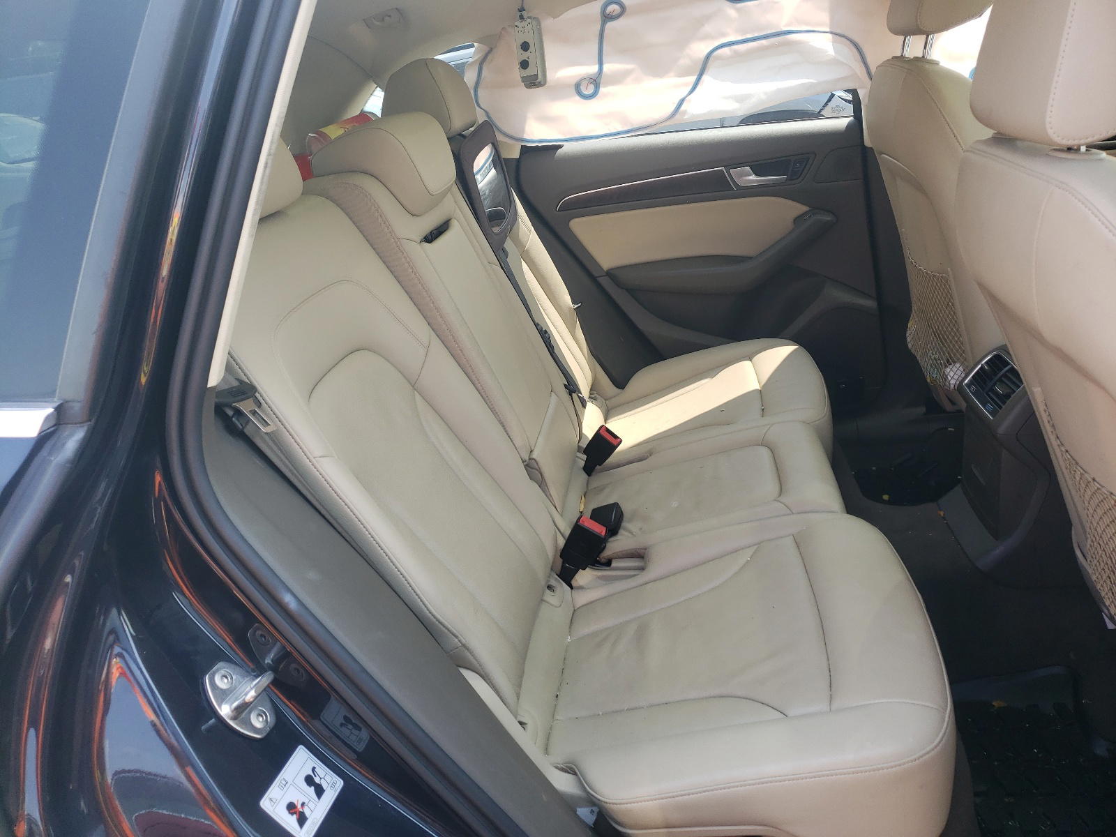Photo 6 from auction – 2017 AUDI Q5 PREMIUM with VIN WA1C2AFP0HA100276