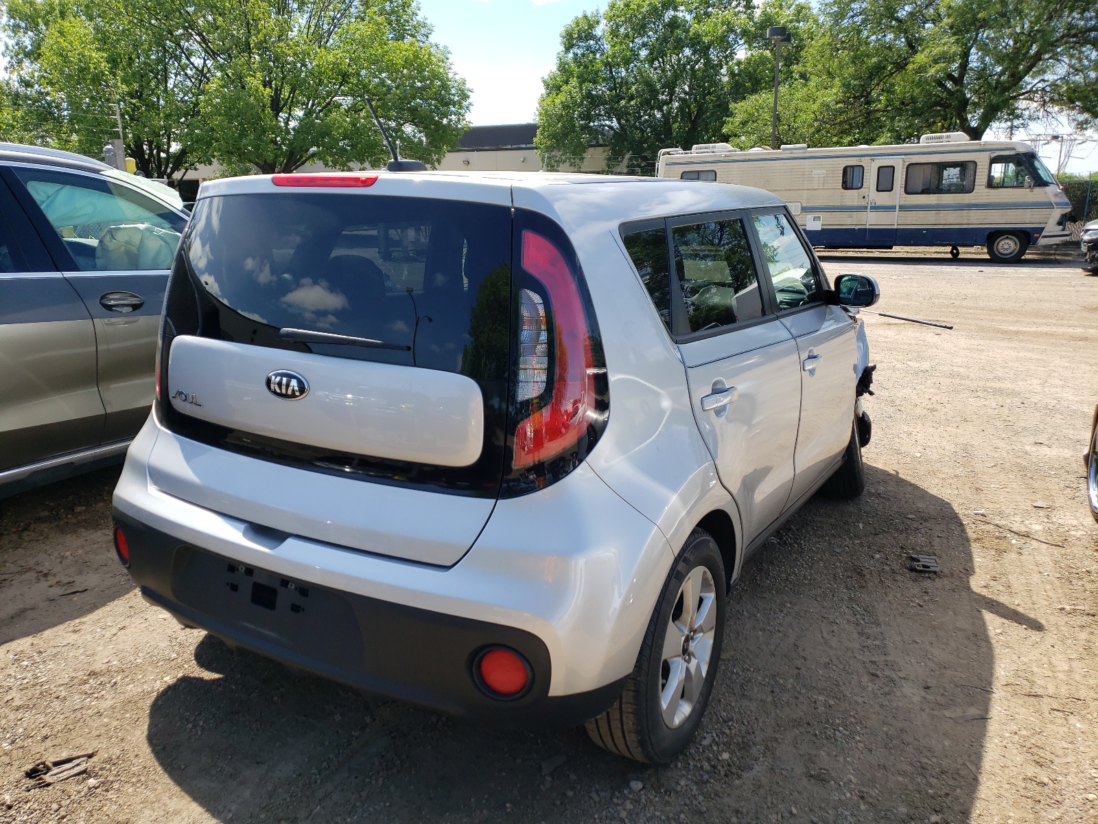 Photo 4 from auction – 2018 KIA SOUL with VIN KNDJN2A24J7541059